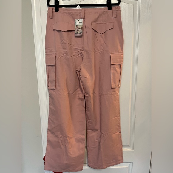 HALARA Drawstring button zip multi pocket wide leg pants - Picture 3 of 4